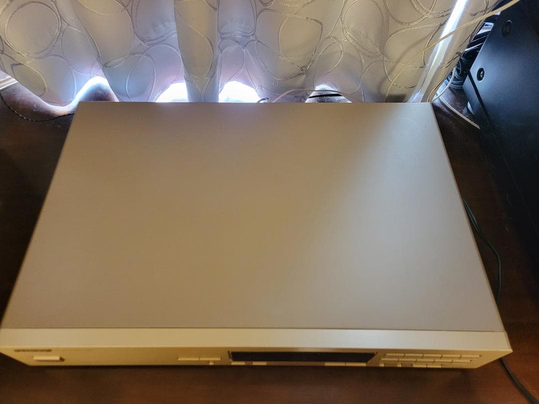 ONKYO　オンキヨー　T-424　FM/AMチューナー
