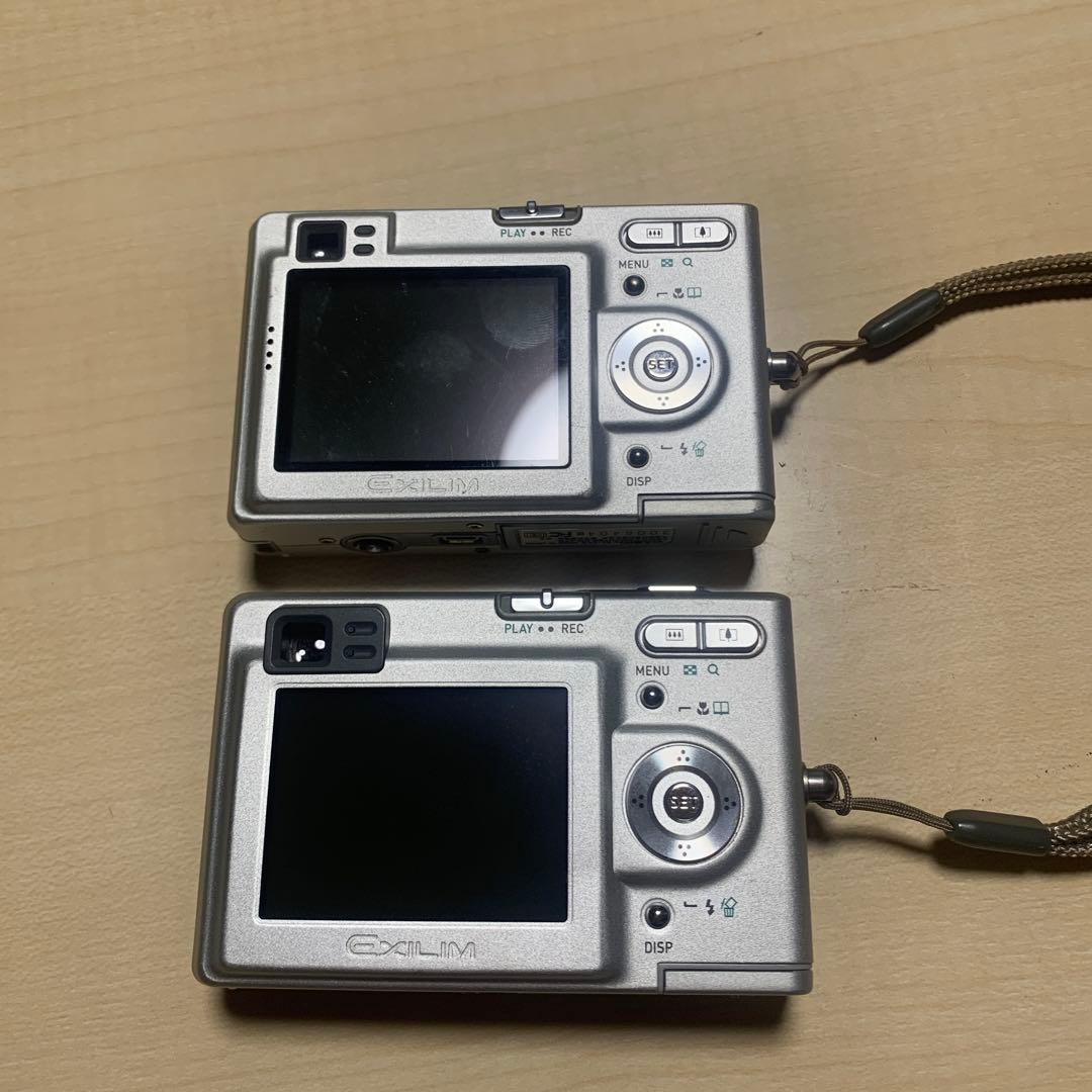 CASIO EXILIM 4.0メガピクセルと3.2メガピクセルセット