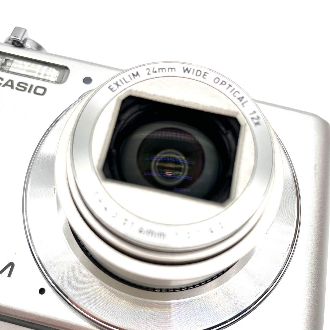 デジタルカメラ CASIO EXILIM EX-ZS240 silver
