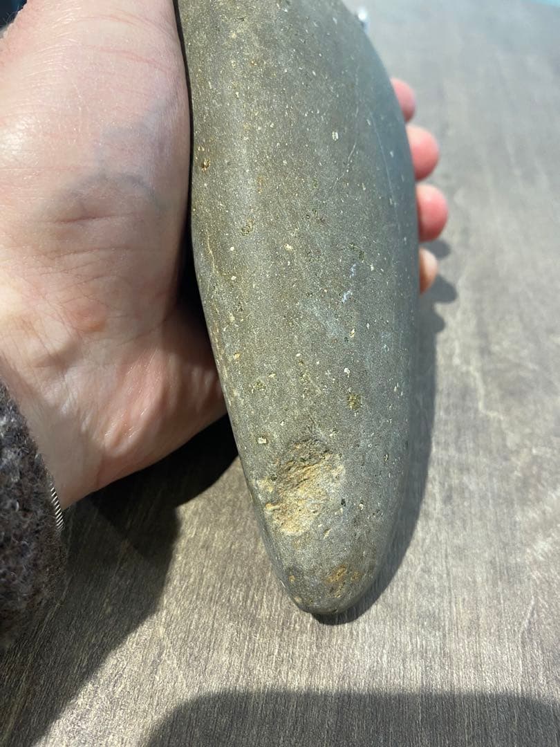 考古遺物 磨製石斧（4世紀ごろ）