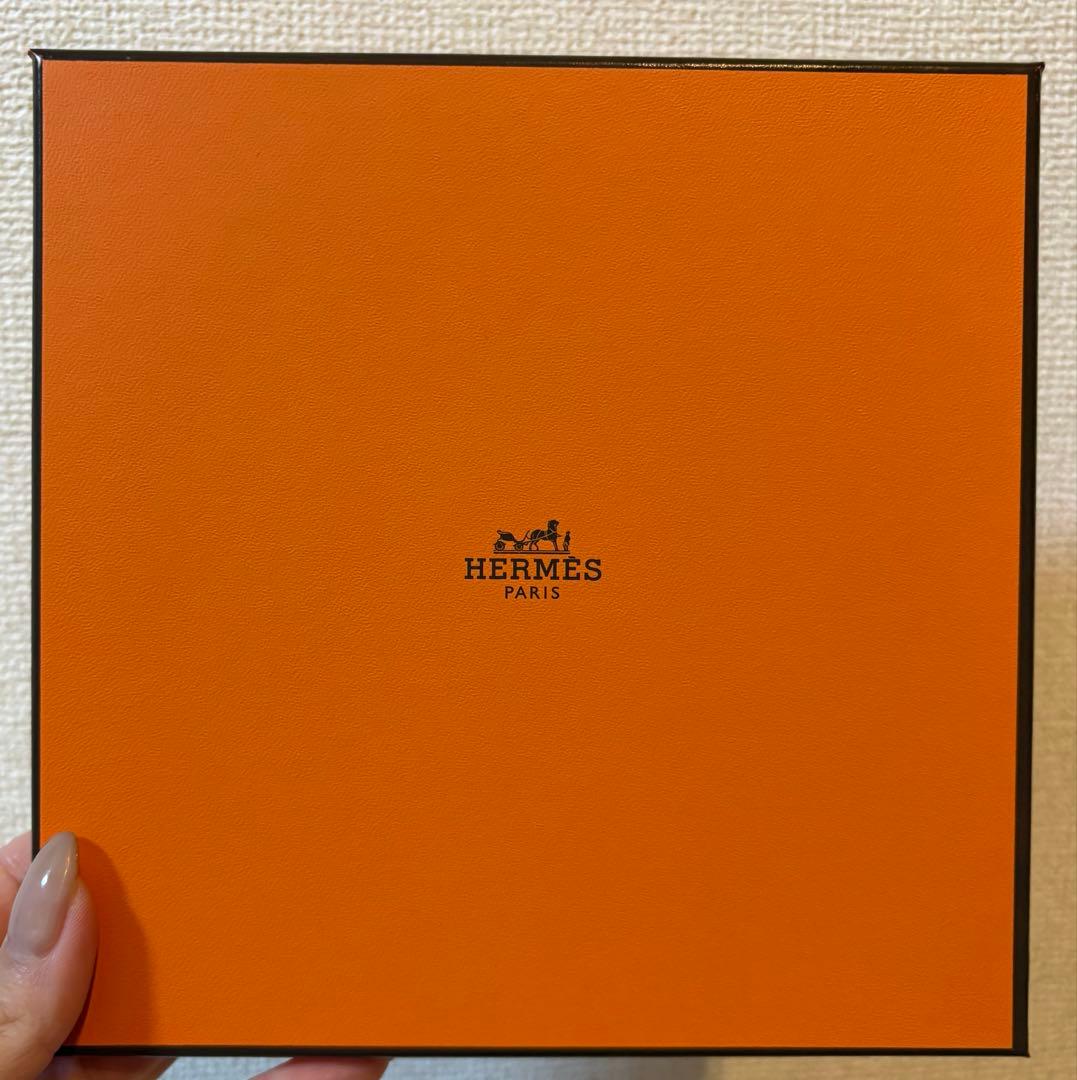 HERMES ピンク タオルハンカチ