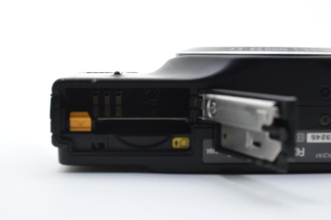 #724★動作品★Nikon COOLPIX S8200 デジタルカメラ