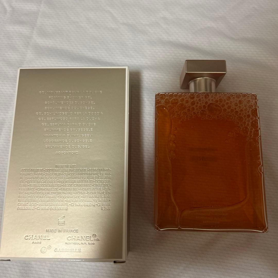 GABRIELLE CHANEL フォーミングシャワージェル 200ml