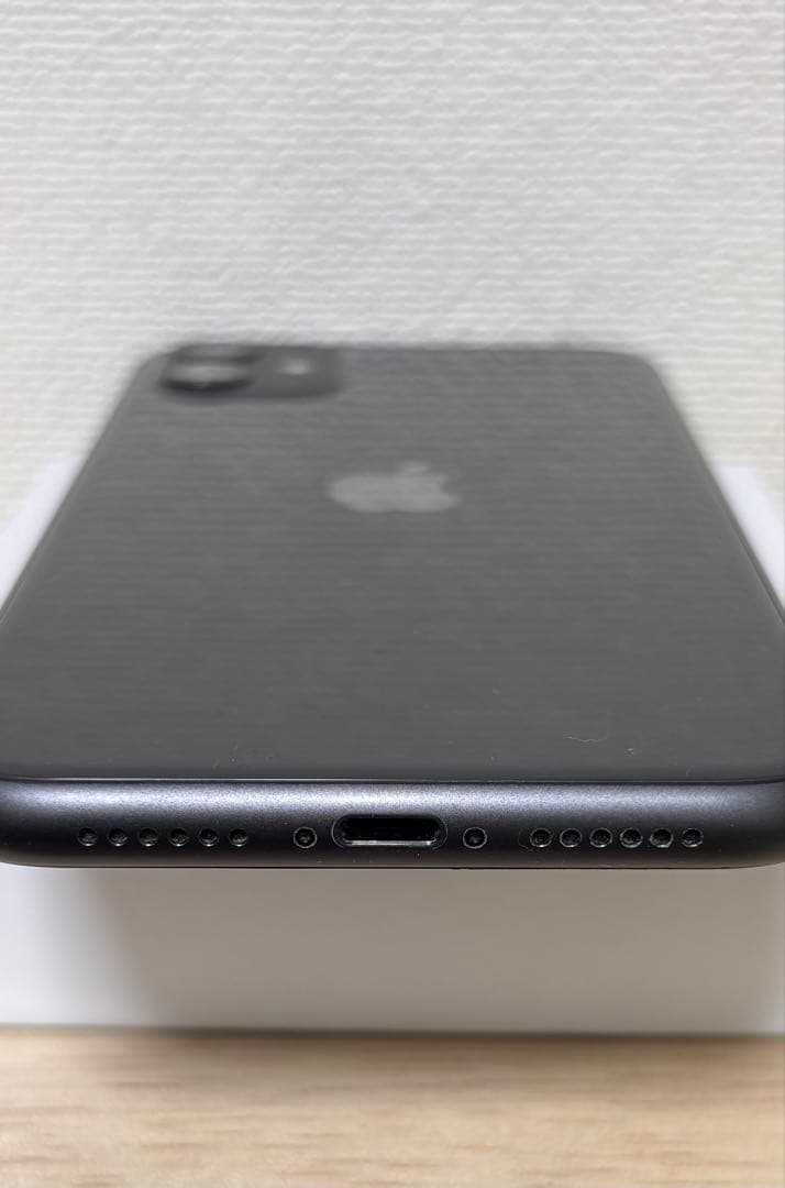 iPhone11 64GB ブラック SIMフリー 本体のみ