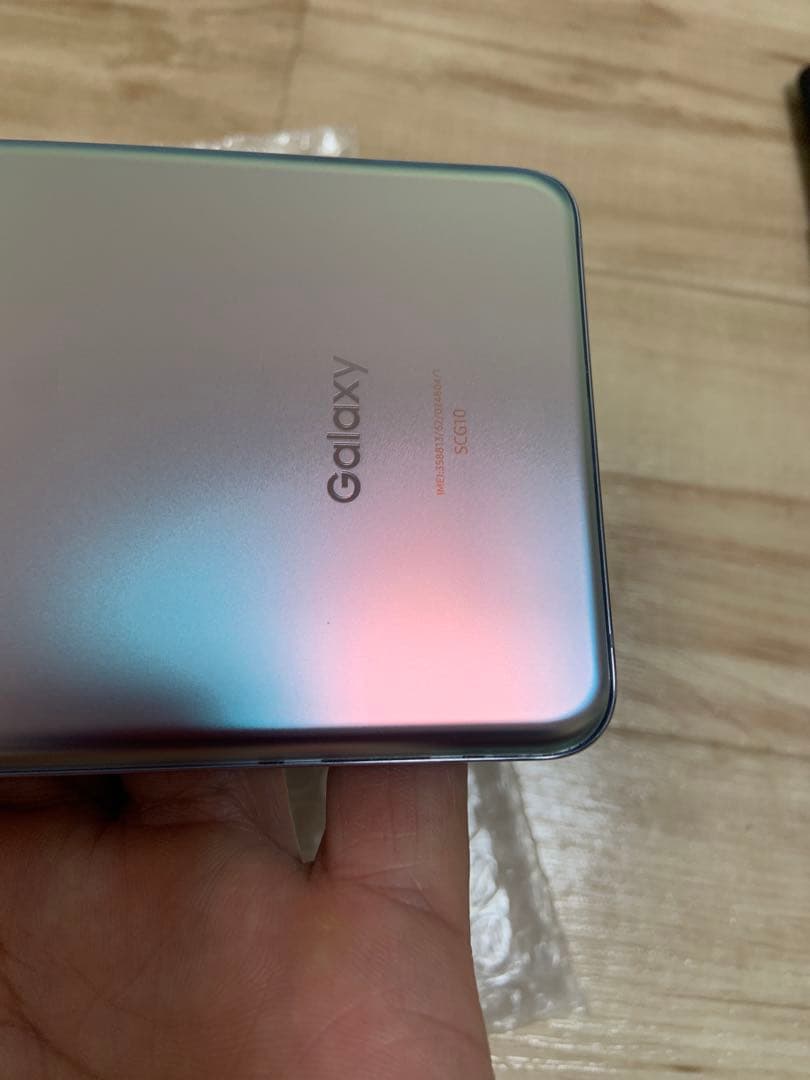 Galaxy S 21 ＋ plus 256 GB SIMフリー　auキャリア