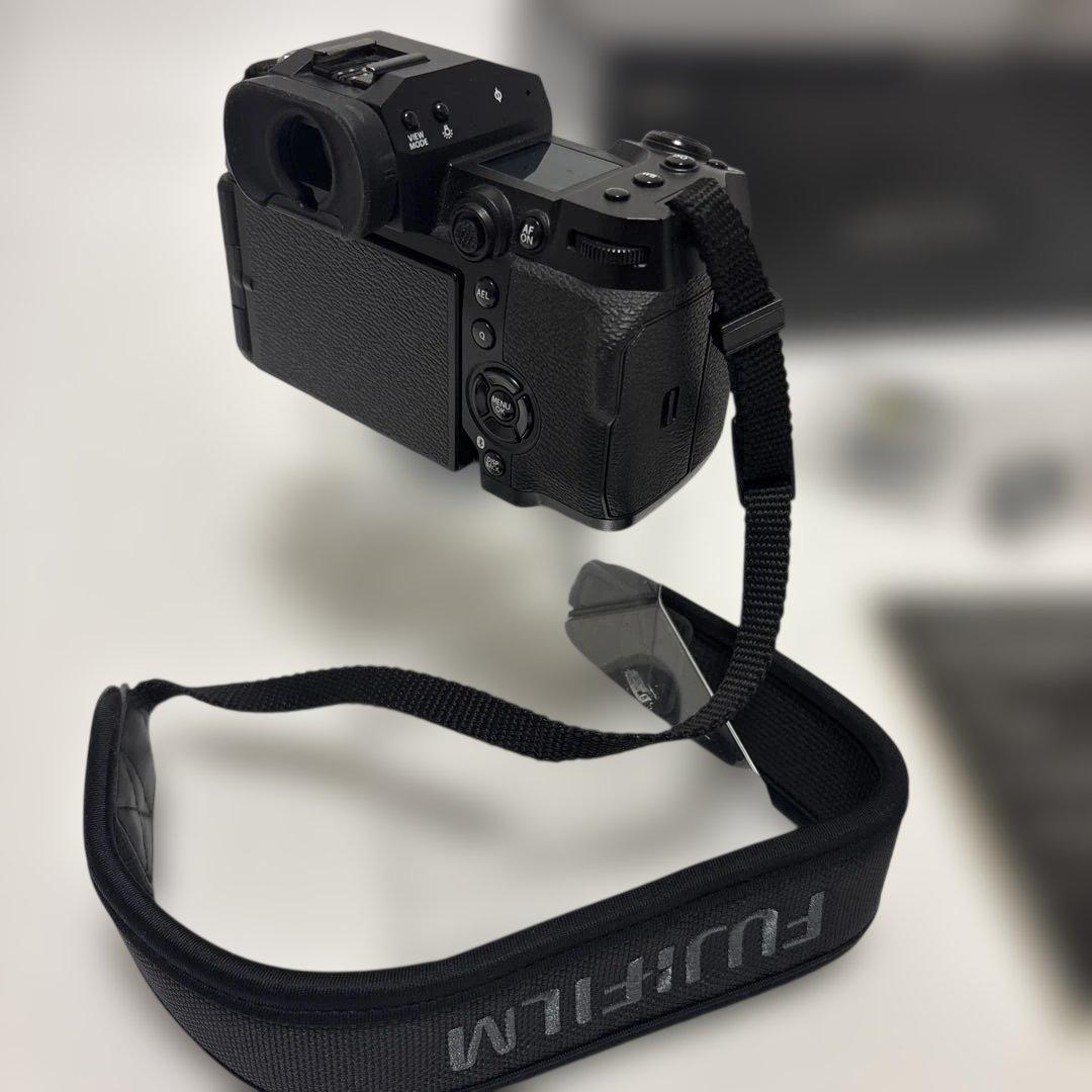 t*n様 【美品】FUJIFILM X-H2 ボディ