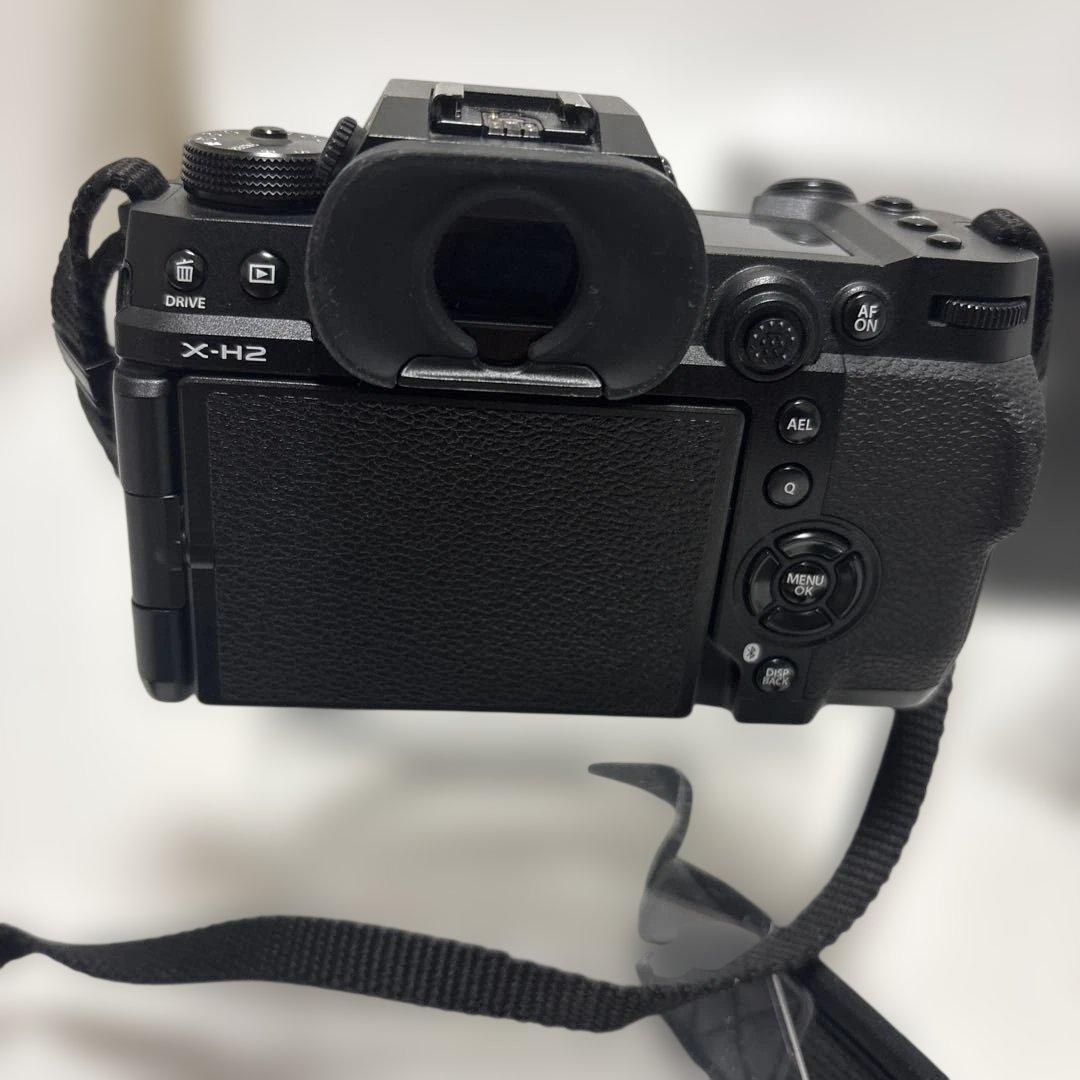 t*n様 【美品】FUJIFILM X-H2 ボディ