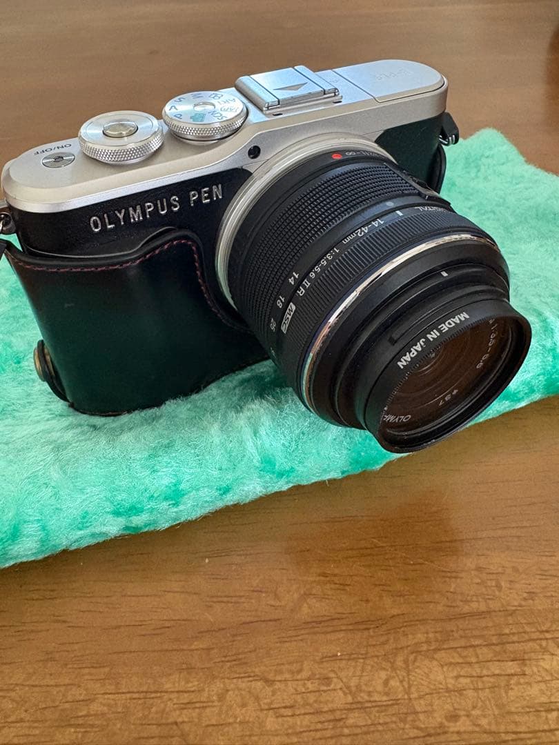 OLYMPUS PEN EPL-9 レンズキット 一眼 マウントレンズ