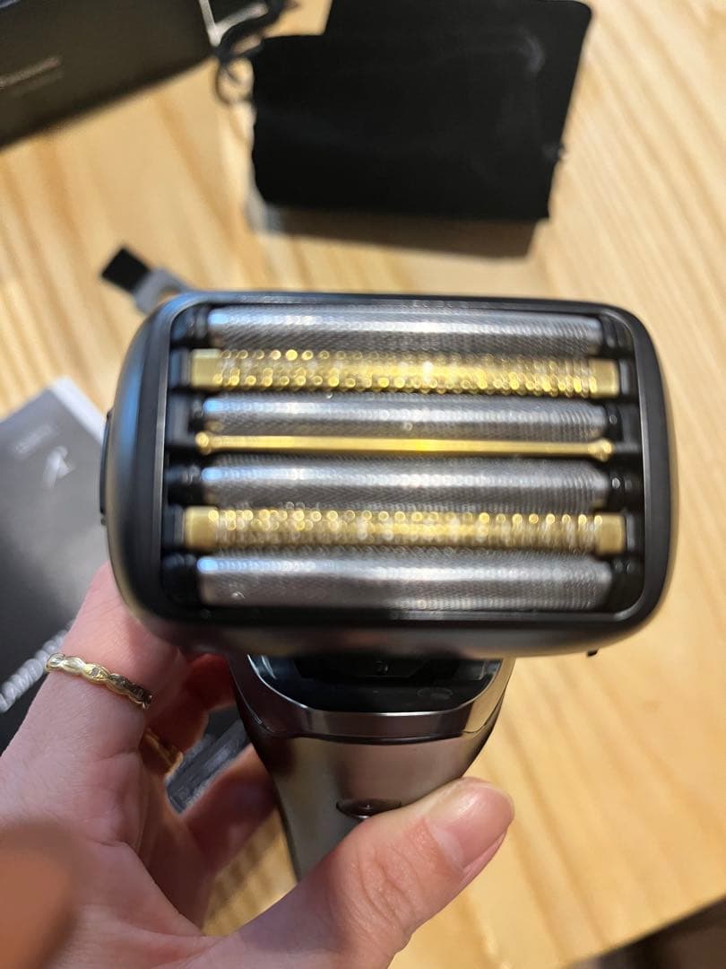 パナソニック LAMDASHPROシェーバー　６枚刃ES-L650-U-K