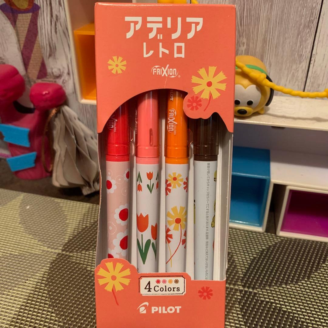 PILOT✨️パイロット✨️アデリアレトロ✨️フリクションボール✨️ボールペン