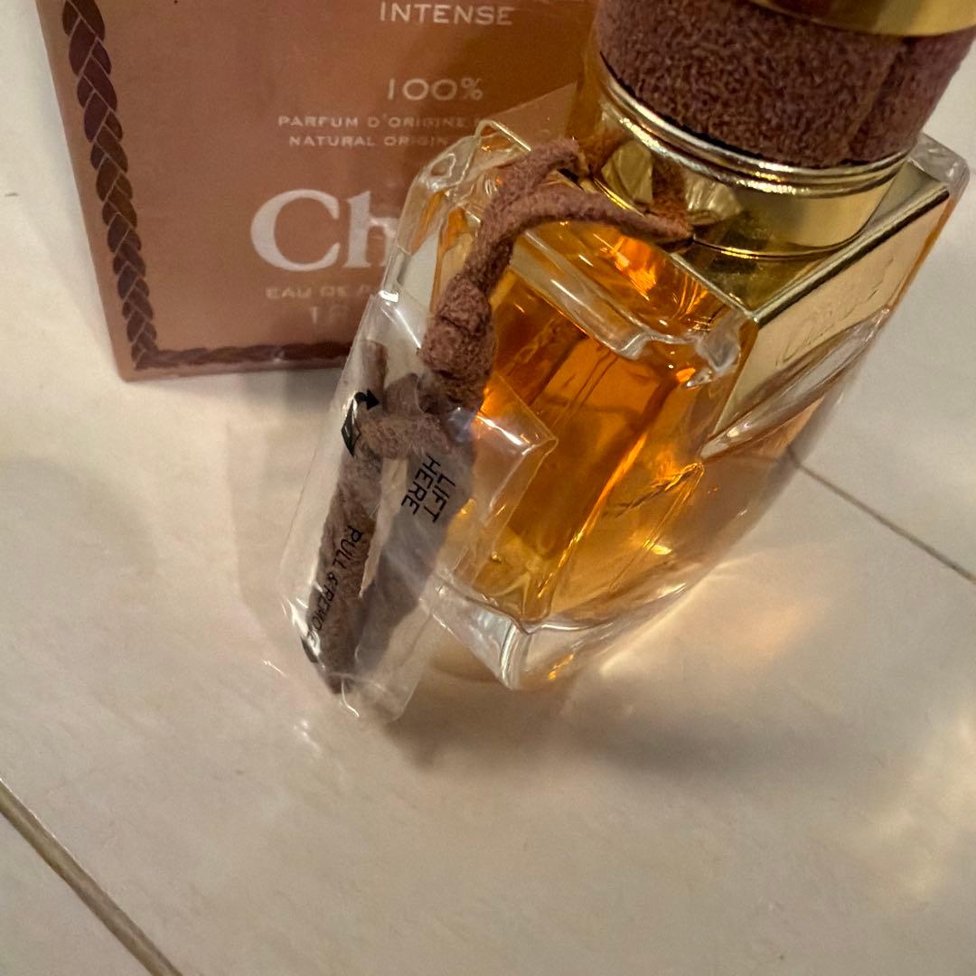 ほぼ未使用ChloéNOMADE Eau deParfumIntense30ml