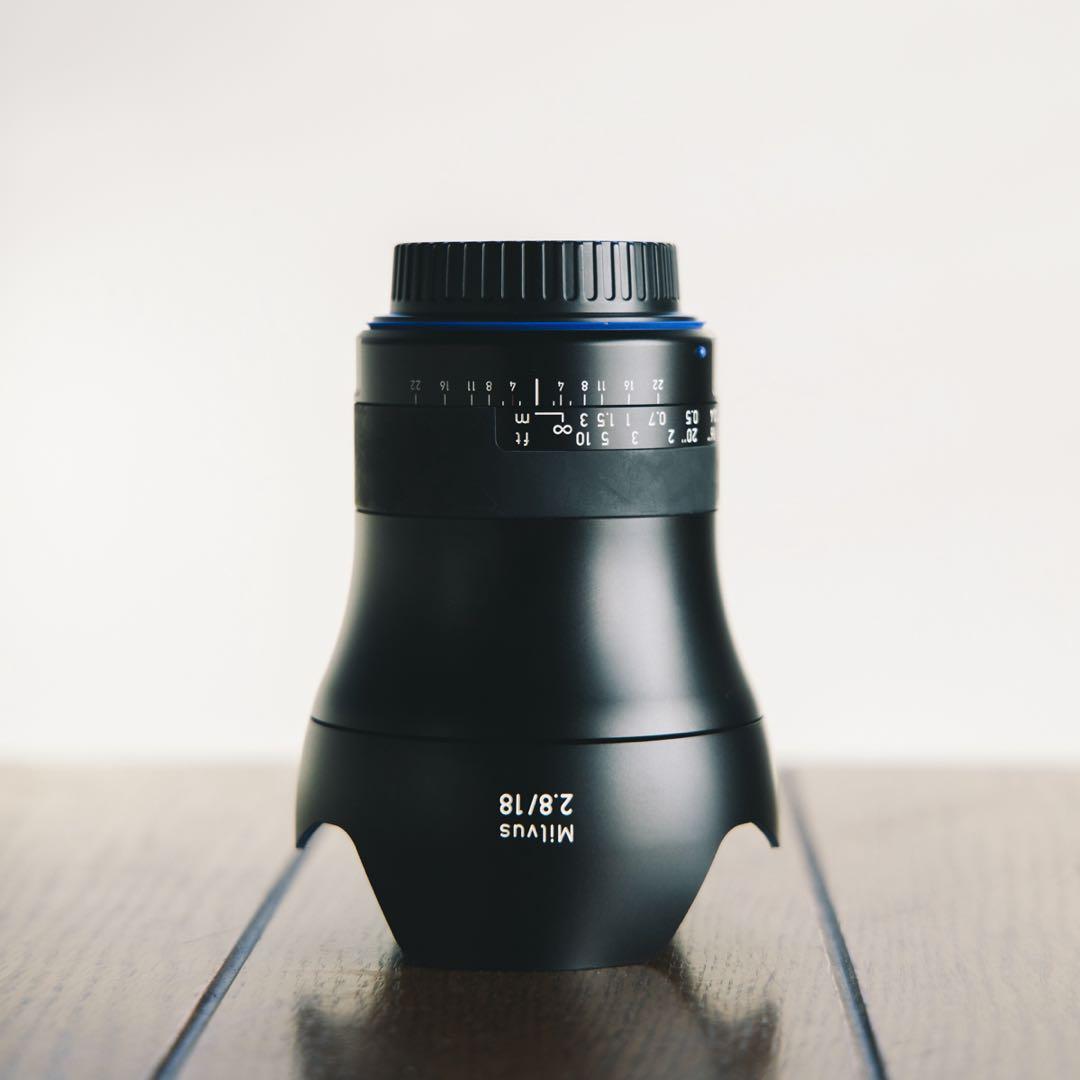 Zeiss Milvus F2.8 18mm単焦点レンズCanon EFマウント