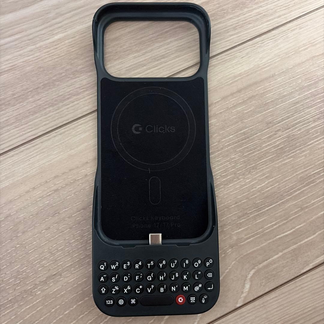 Clicks(クリックス) iPhone 17 / 17 Pro用 オニキス
