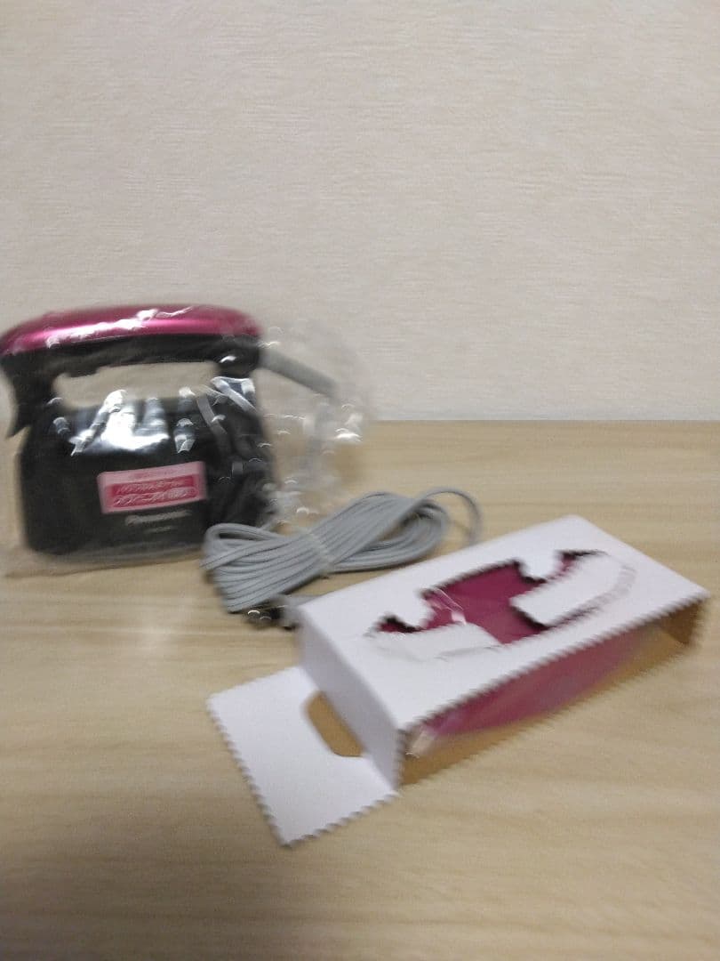 ★新品未使用★Panasonic NI-FS340 衣類スチーマー 黒/ピンク