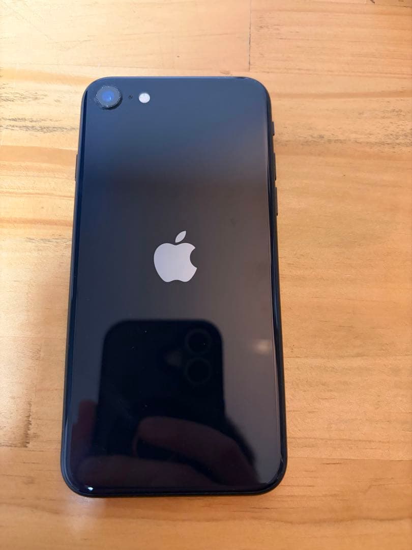 iphone se 第3世代　128GB ブラック