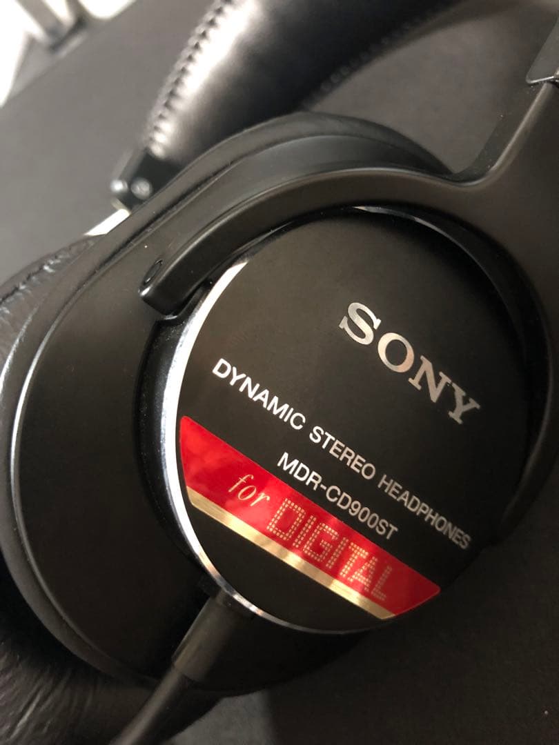 【美品】SONY MDR-CD900ST ダイナミックヘッドフォン モニター