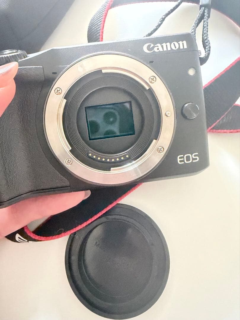 Canon EOS M3コンパクトデジタルカメラ