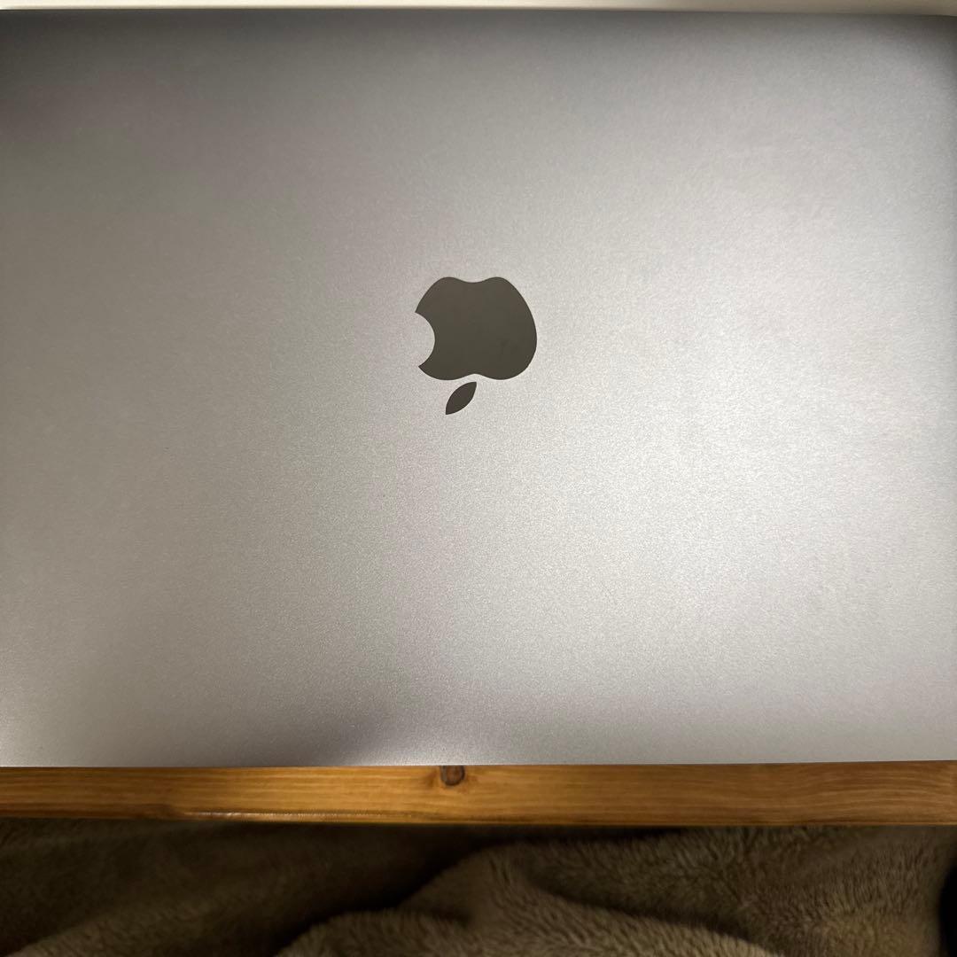 MacBook Air 13インチ スペースグレー(2018)