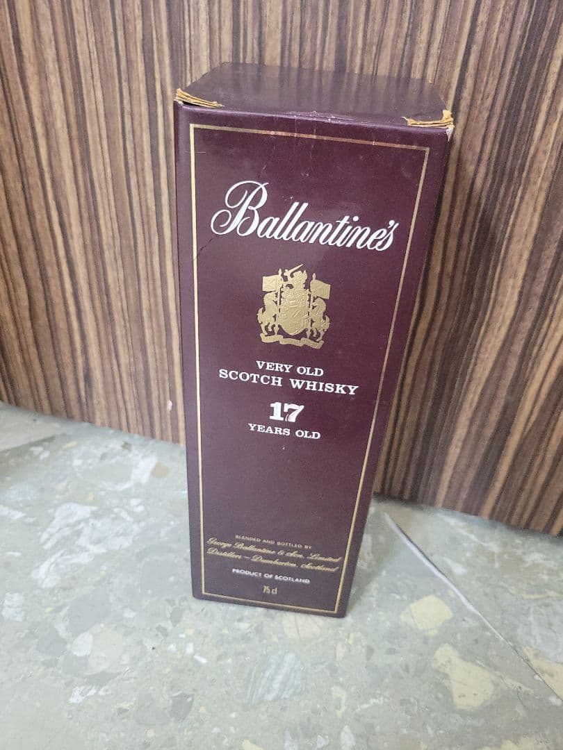 【未開封】 Ballantine's 17 Years スコッチウイスキー