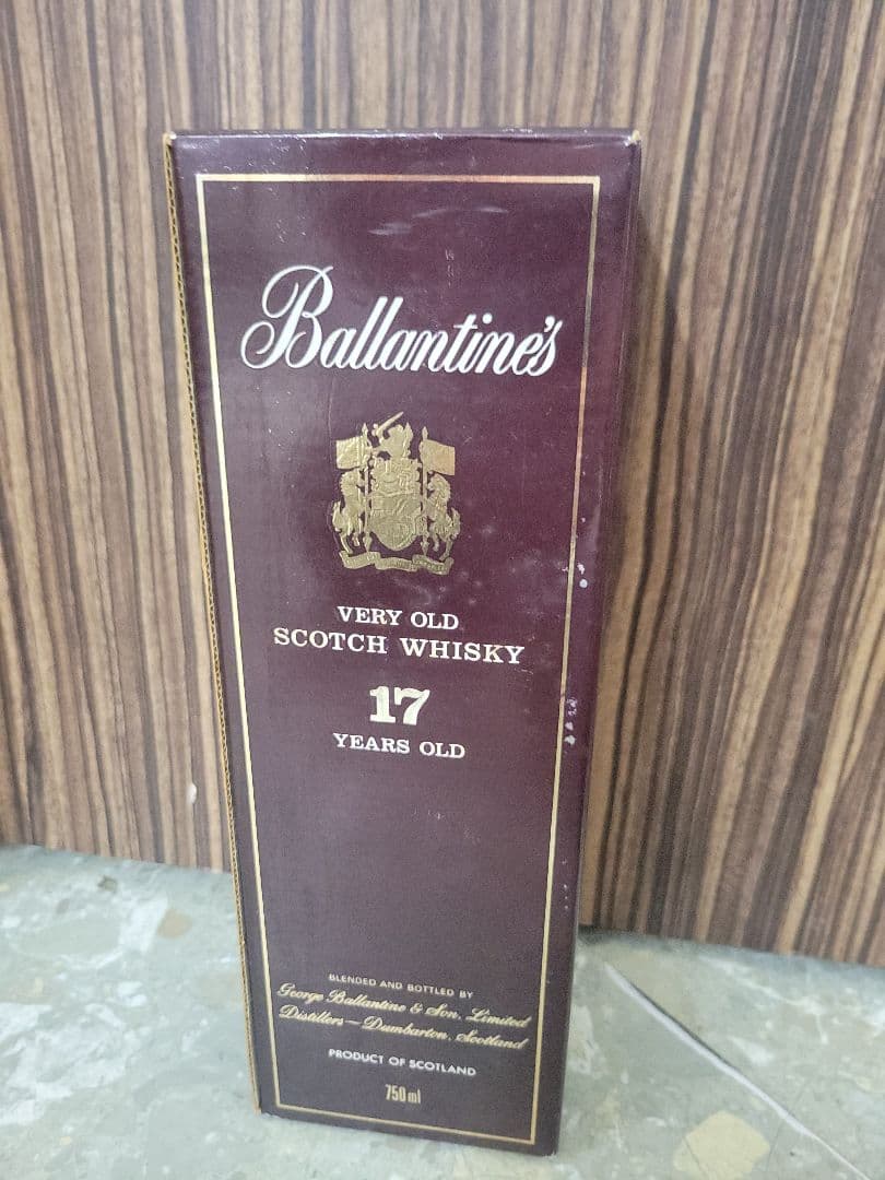 【未開封】 Ballantine's 17 Years スコッチウイスキー