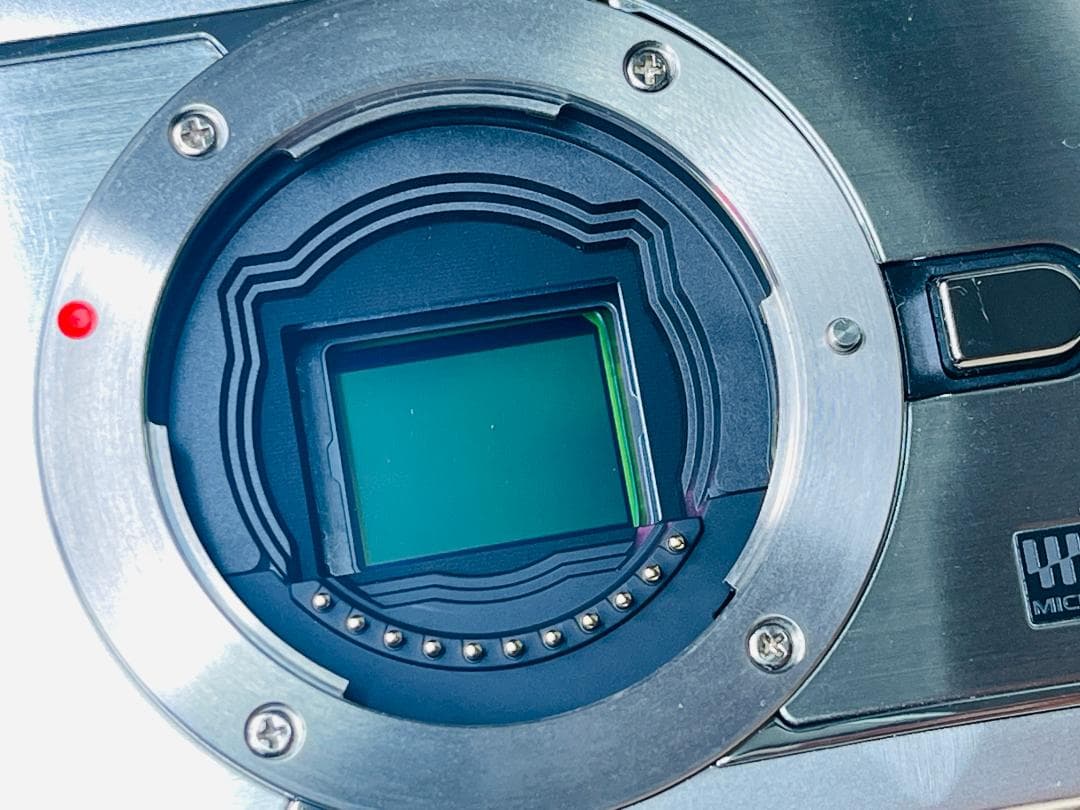 Olympus E-P3 シルバー シャッター数 1,760回 ＋ レンズセット