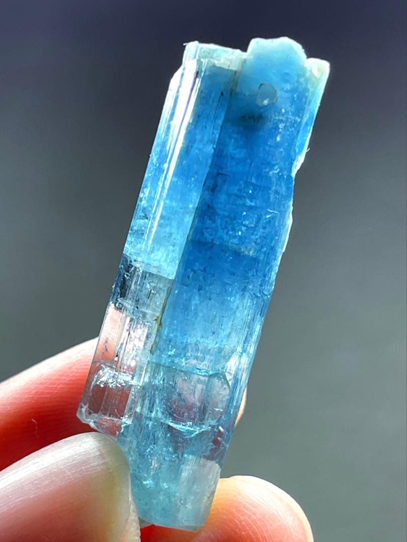 ベトナム産・アクアマリン・3結晶一体型の天然無加工品31.15ct(6.23g)