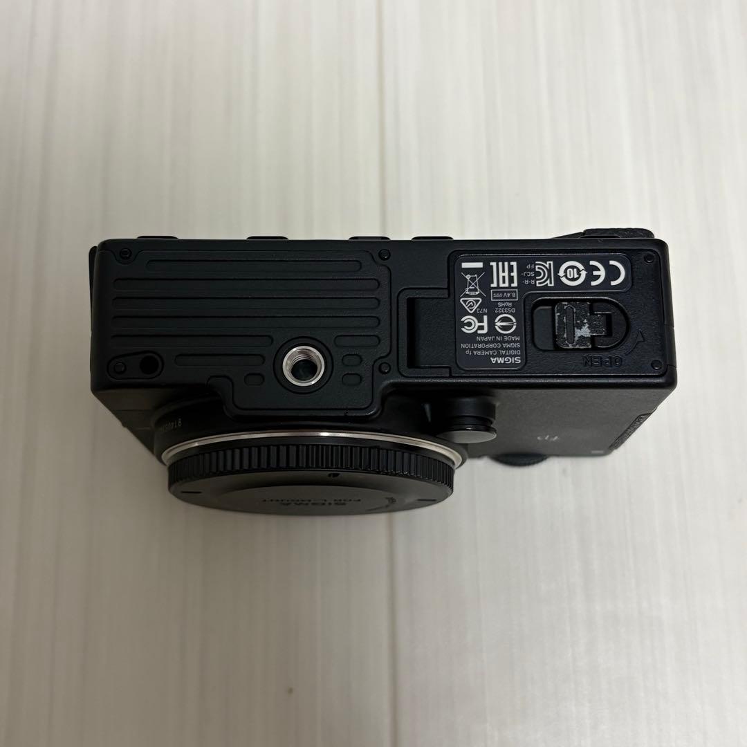 【美品】SIGMA fp 45mm f2.8 DG DN KIT