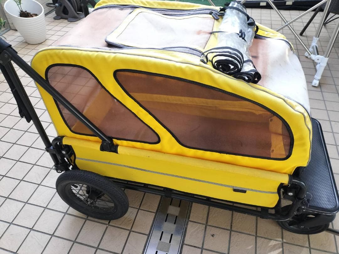中古 AIRBUGGY エアバギーキャリッジ　台車　ルーフ取り外可　犬　キャリー
