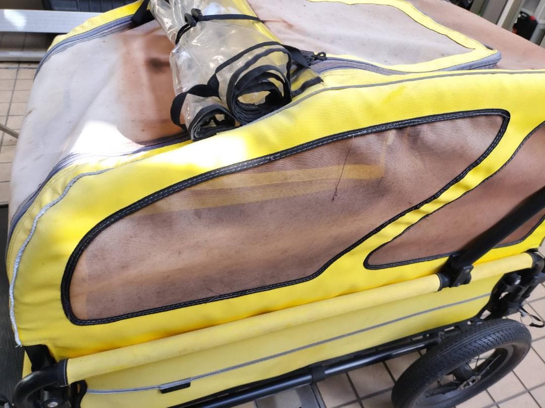中古 AIRBUGGY エアバギーキャリッジ　台車　ルーフ取り外可　犬　キャリー