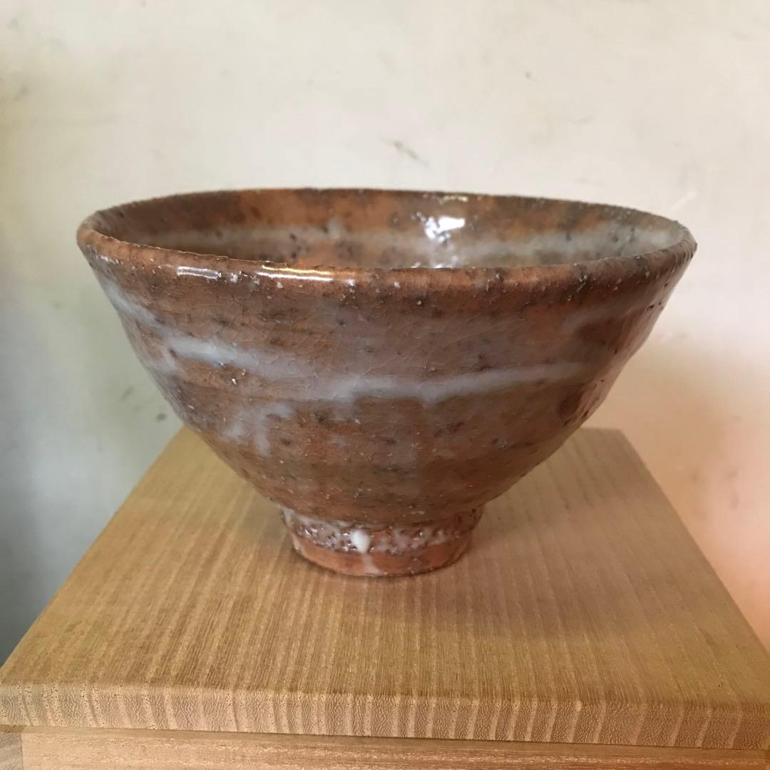 美品　陶芸　茶道具　抹茶碗　茶　碗　白色に入った模様が美しい　茶道　共箱付き