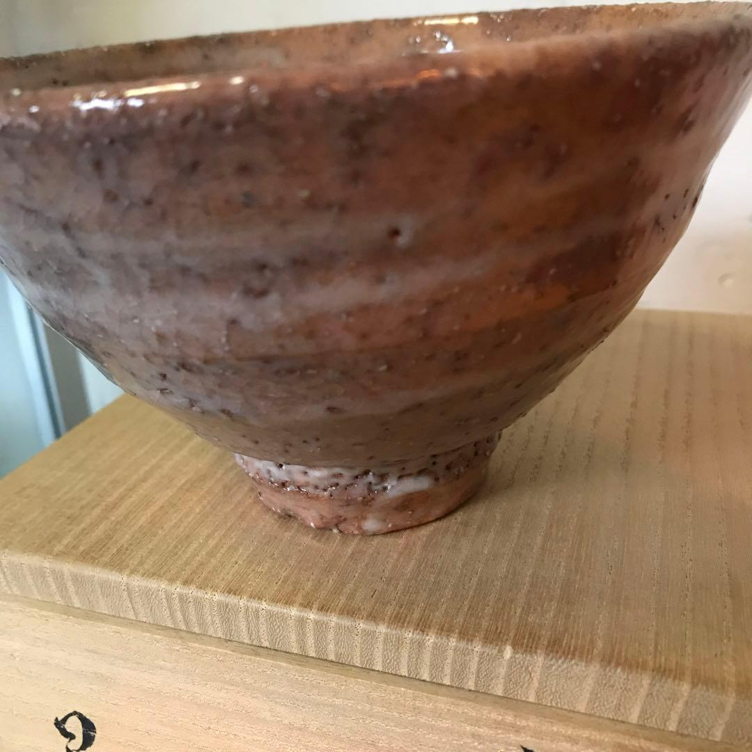 美品　陶芸　茶道具　抹茶碗　茶　碗　白色に入った模様が美しい　茶道　共箱付き