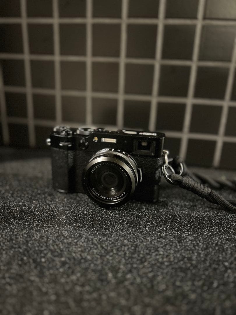 FUJIFILM X100VI ブラック シャッター回数少 元箱あり