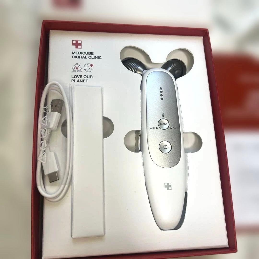 AGE-R DERMA EMS SHOT 美顔器