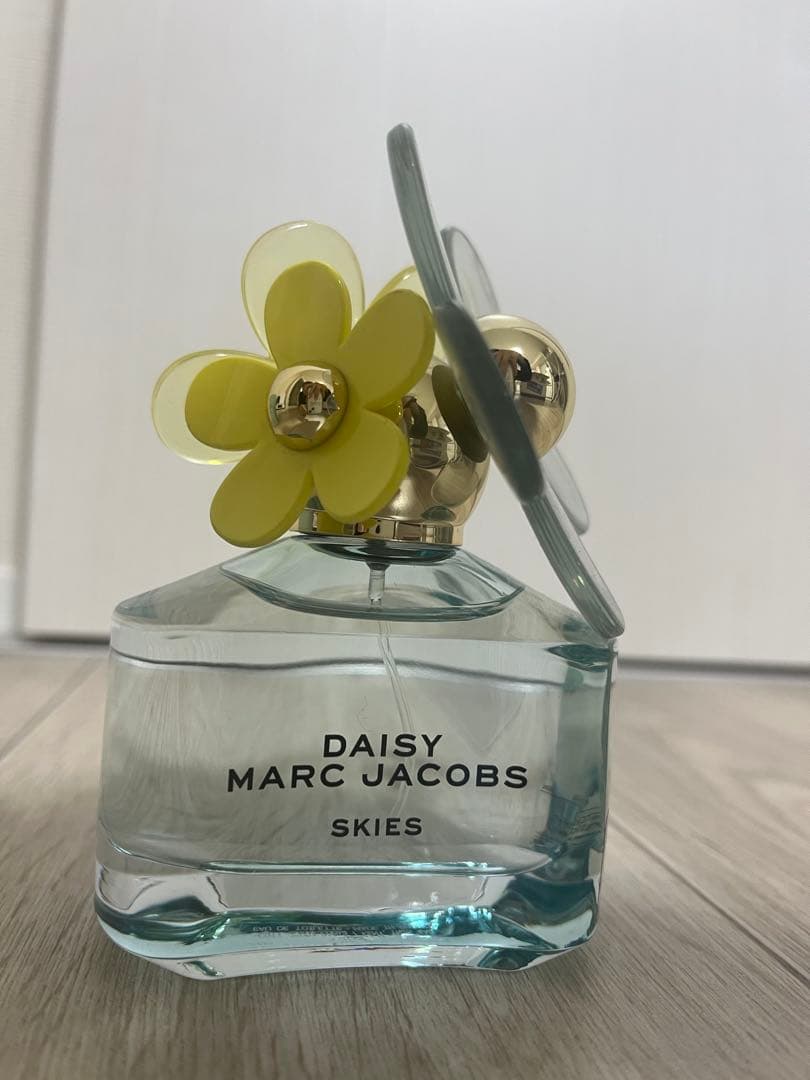 MARC JACOBS DAISY SKIES 50ml 限定版
