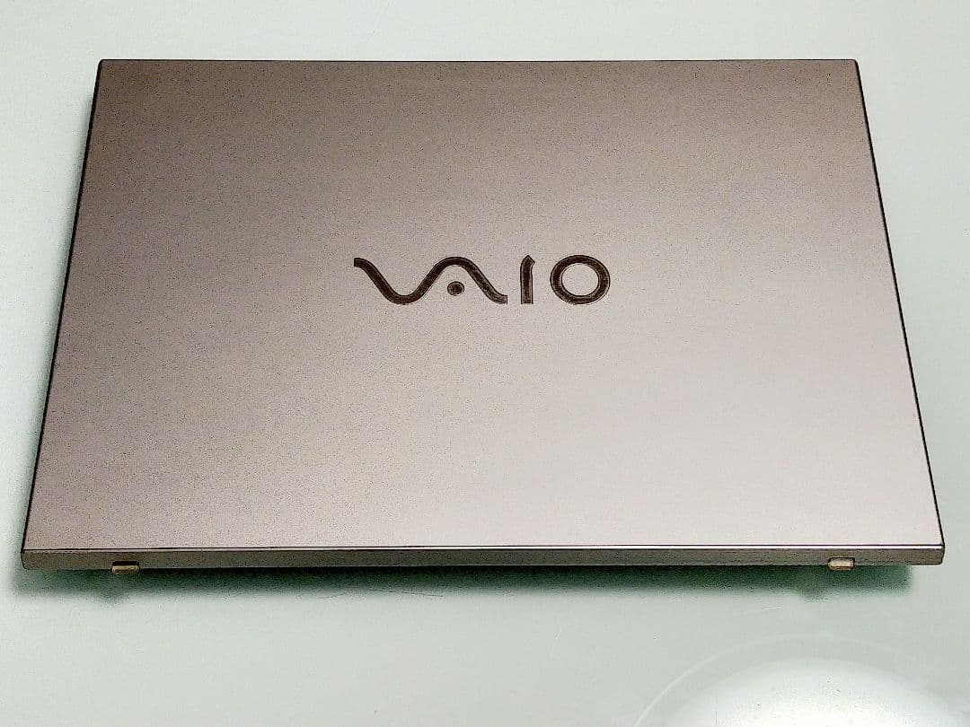 オシャレな中古VAIO Pro PH15.5インチ第8世代i7デスクノート