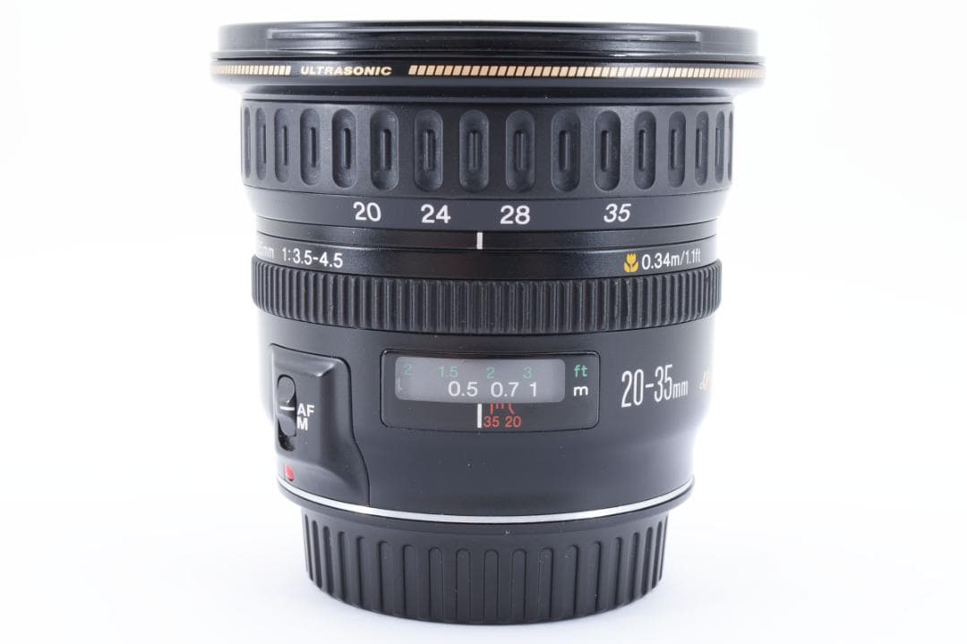 Canon EF 20-35mm F/3.5-4.5 USM 超広角レンズ