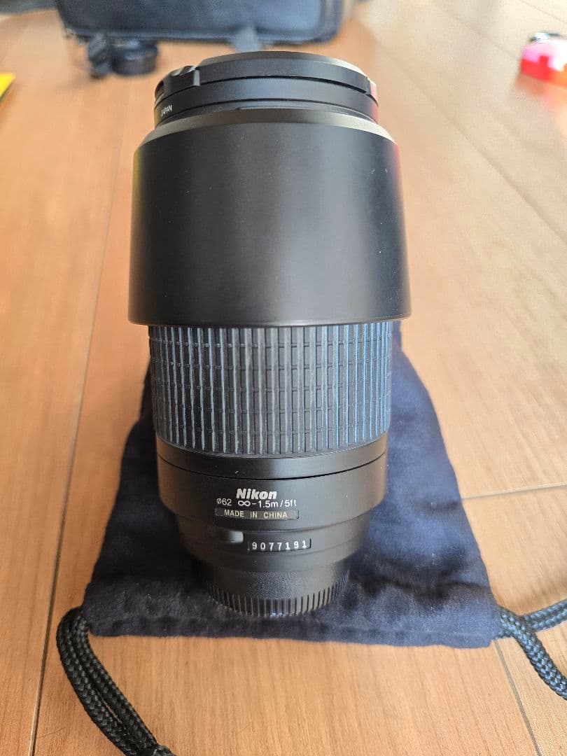 NIKONレンズAF NIKKOR 70-300mm/カメラバッグ Rug 2