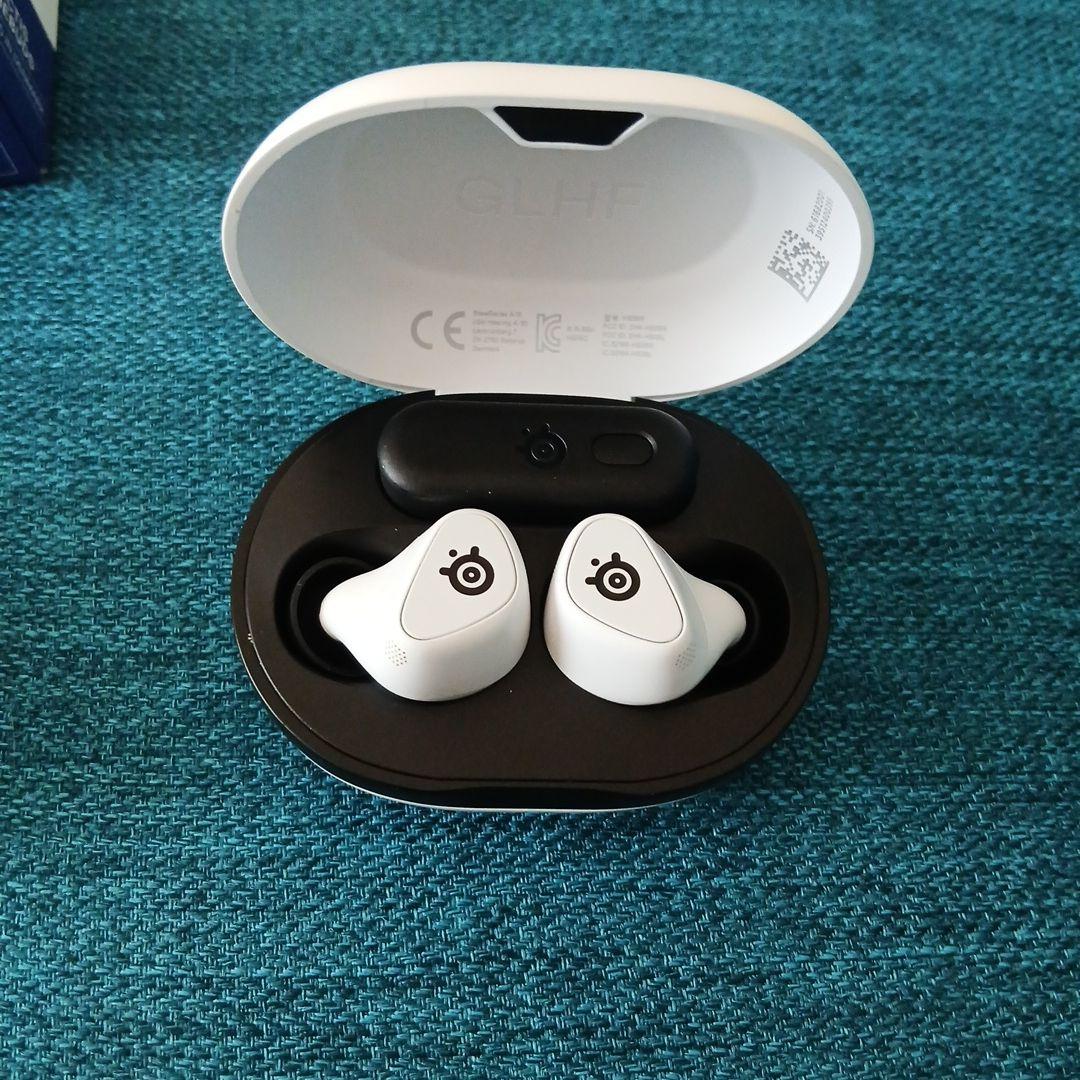 SteelSeries Arctis Gamebuds　ジャンク