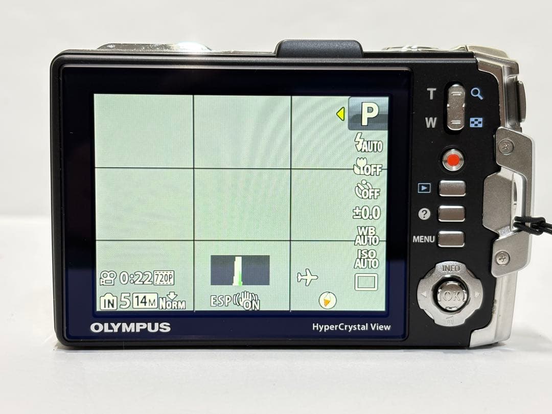 OLYMPUS TOUGH TG-810 コンパクトカメラ　コンデジ　デジカメ