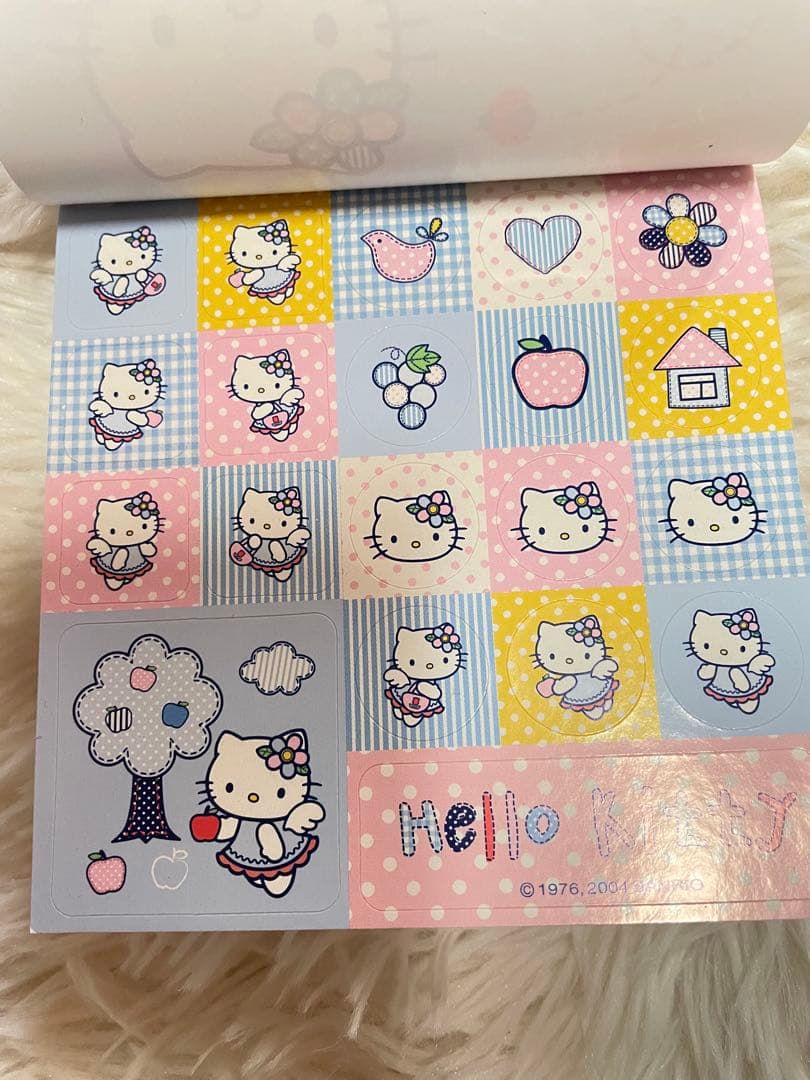 ハローキティ　エンジェルキティ　メモ帳