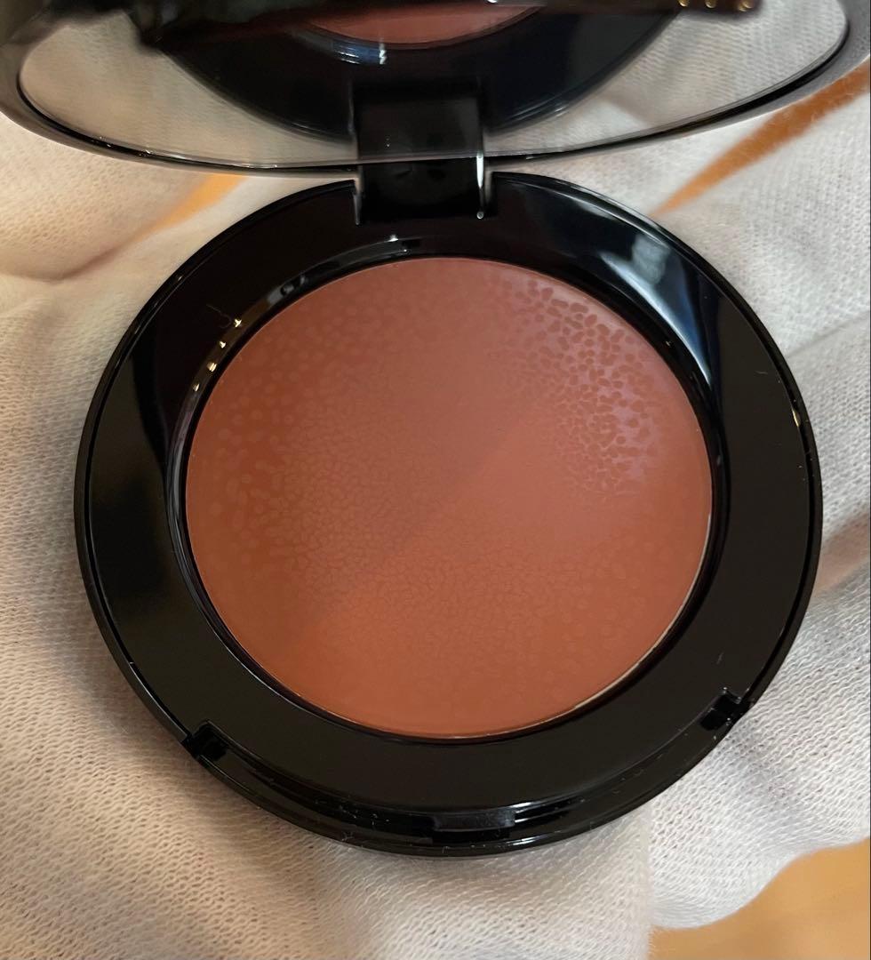 コラボ・コフレ Bobbi Brown x Needle & Thread