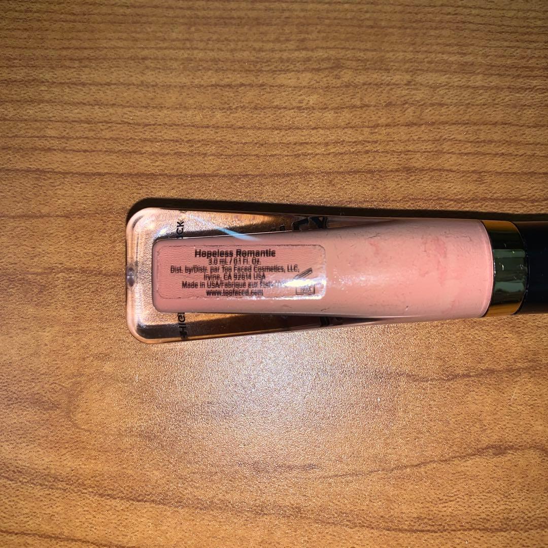 Too Faced リップ