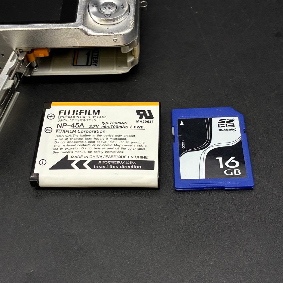 【動作OK】FUJIFILM フジフィルム FINEPIX J150W