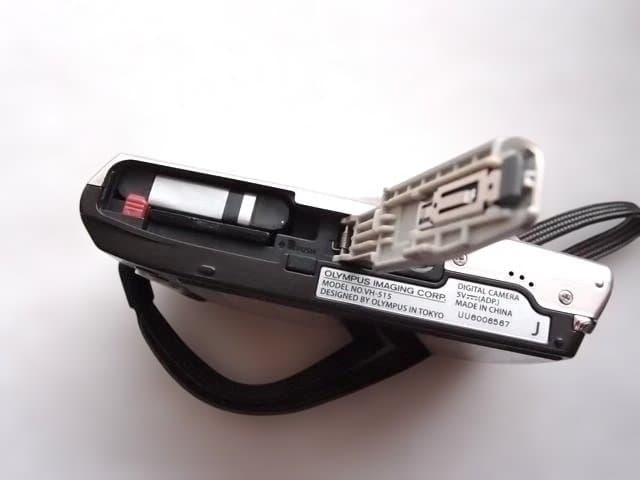 美品 OLYMPUS STYLUS VH-515 シルバー