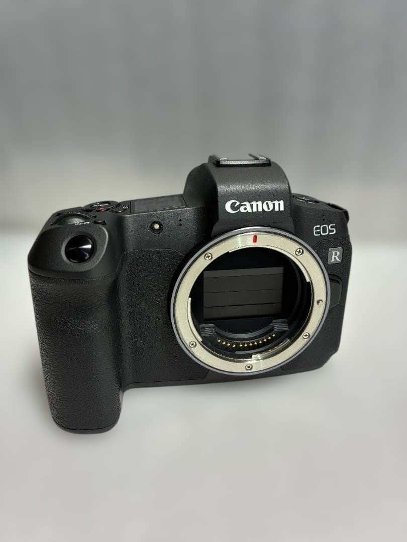 Canon EOS R ボディ （ショット数2,000枚以下 ≪美品≫）