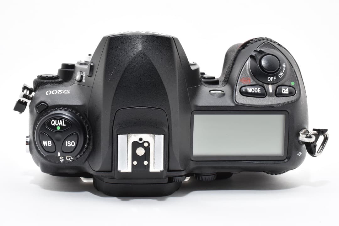 ★ショット数: 2675回・美品★ Nikon D200 ボディ #1279
