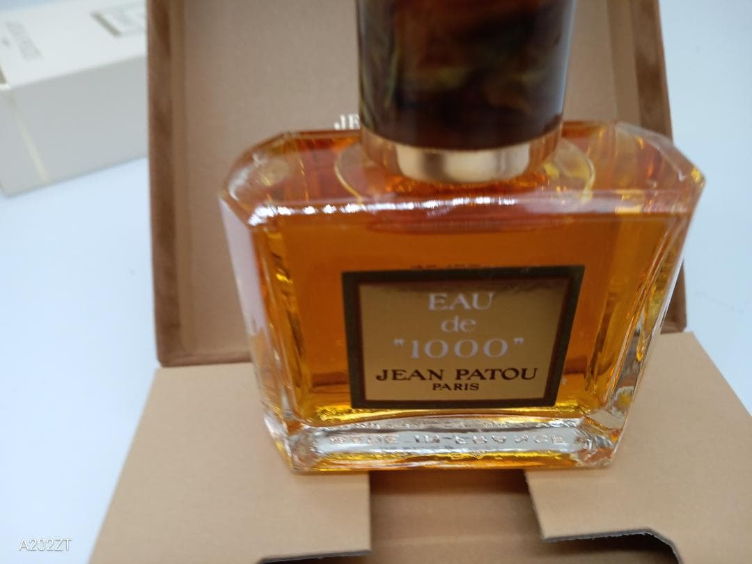 ジャンパトゥ 1000 EAU de 1000 JEAN 30ml 香水