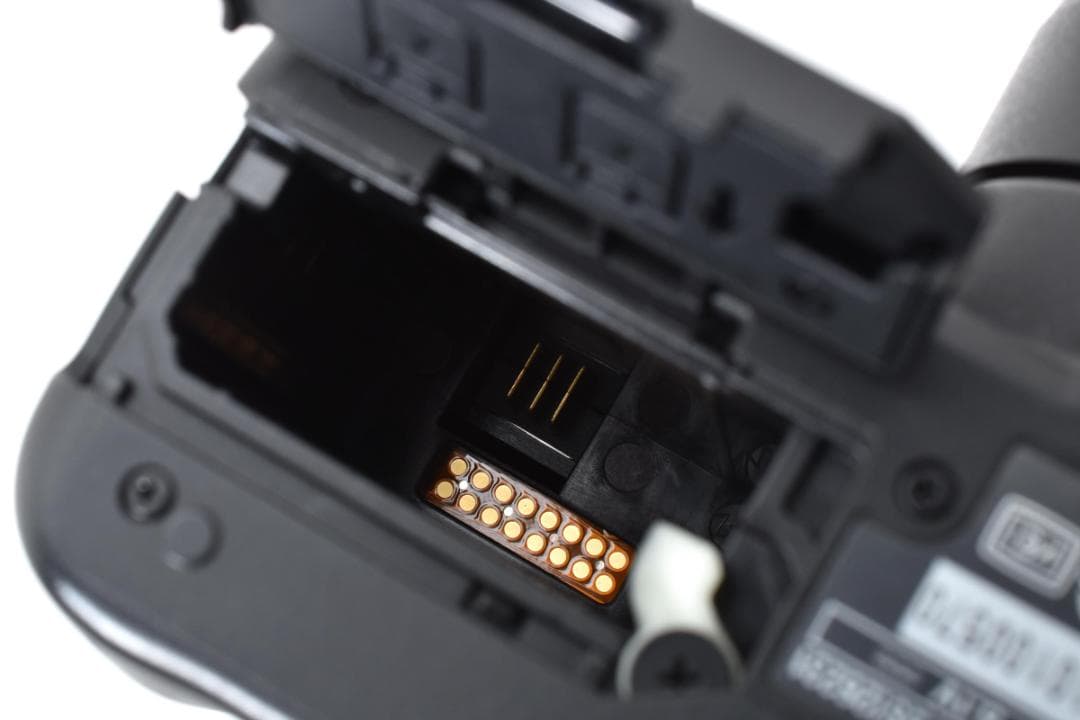 ショット数極少2804回！Canon EOS Kiss X3セット 卒業入学に!