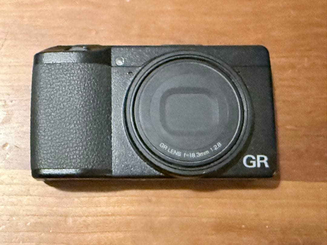 RICOH GR III（ショット5035回美品）純正付属品多数