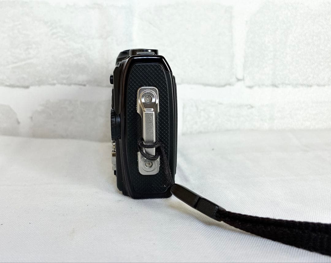 美品　Olympus TG-2 コンパクトデジタルカメラ